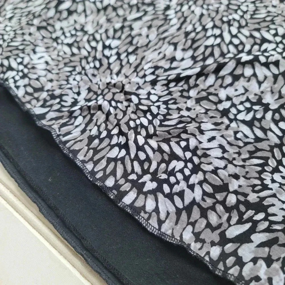 Women's Reversible Stretch Pebble Gray Black Casual Swim Active Skirt S - Picture 2 of 7